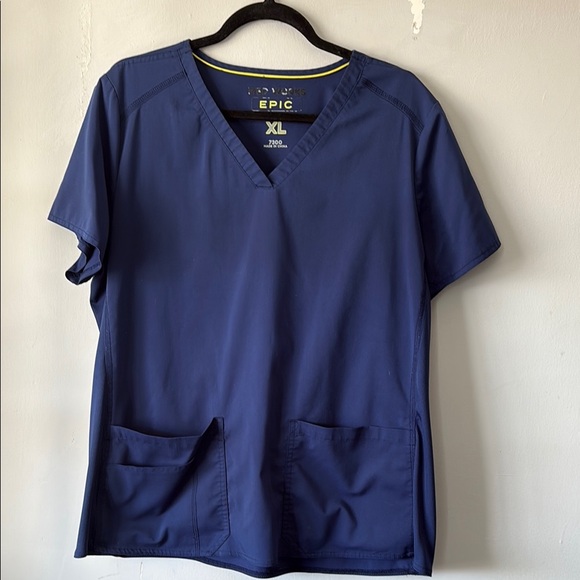 Med works Epic Blue Scrub Top - Picture 1 of 5
